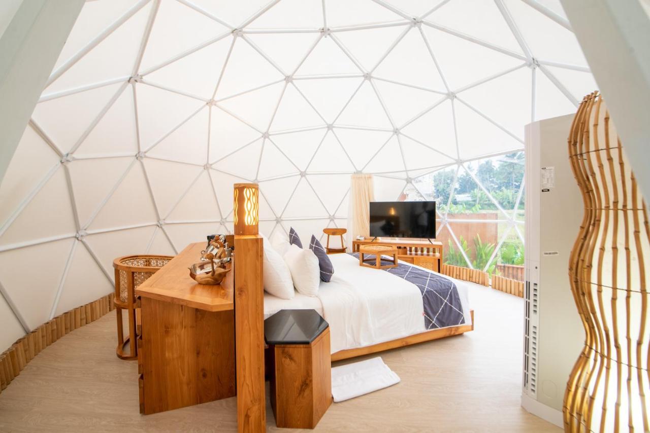 Luxe tent Triyana And Glamping *